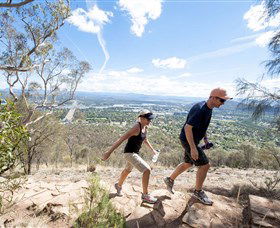Mount Ainslie Lookout - Perth Resorts 1