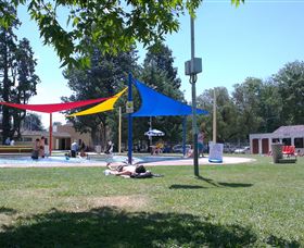 Manuka Pool - Perth Resorts 1