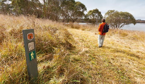 Lagoon Circuit Walking Track - Accommodation Perth 2