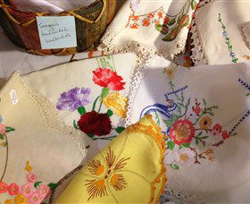 Mountain Blue Vintage Linen - Accommodation Perth 2