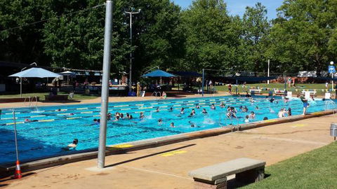Dickson Aquatic Centre - Accommodation Perth 3
