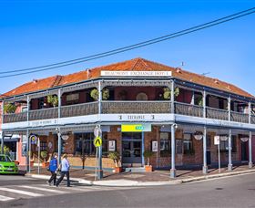 Hamilton NSW Accommodation Perth