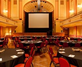 Newcastle City Hall - Accommodation Perth 1