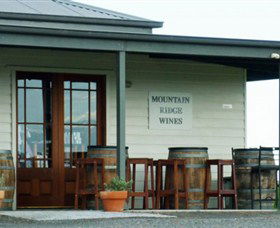 Mountain Ridge Wines - Accommodation Perth 0