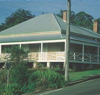 Maclean Stone Cottage and Bicentennial Museum - Perth Resorts