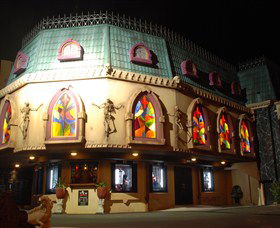 Draculas Cabaret Restaurant - Accommodation Perth 0