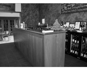 Roses Vineyard And Animal Farm - Perth Resorts 0