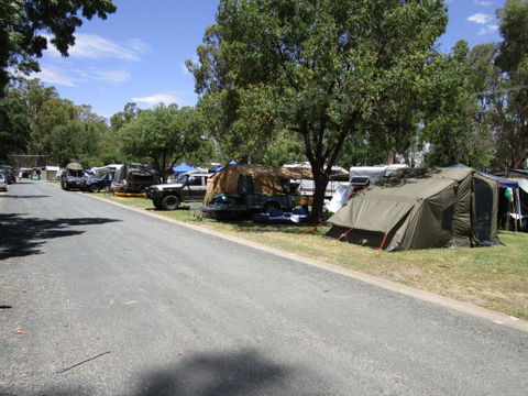 McLean Beach Holiday Park - Accommodation Perth 2