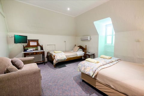 Peel Inn Nundle - Accommodation Perth 6