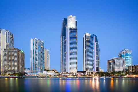 Mantra Circle On Cavill - Accommodation Perth 8