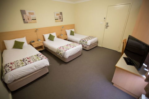 Ibis Styles Orange - Accommodation Perth 3