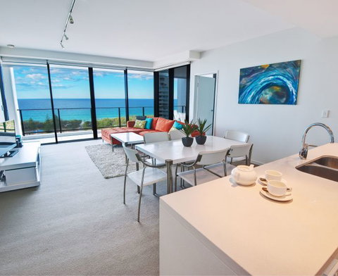 Ultra Broadbeach - Perth Resorts 1