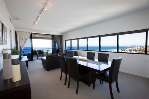 Ultra Broadbeach - Perth Resorts 15