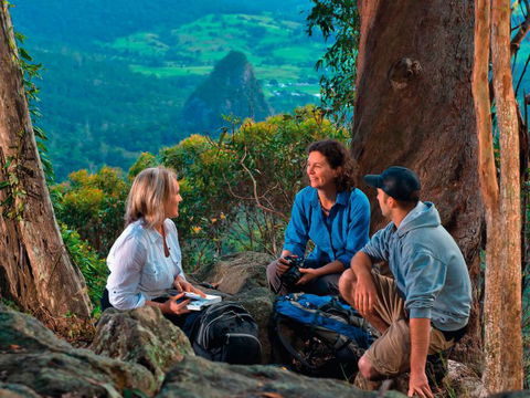 International Park Tours Walking Holidays - Accommodation Perth 2