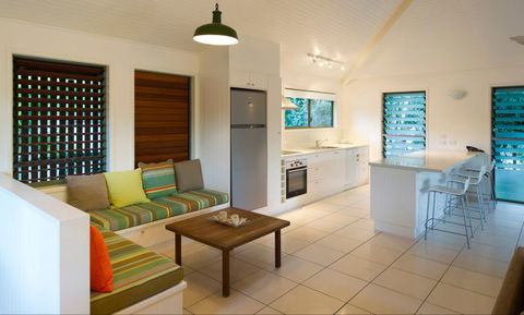 The Retreat Beach Houses - Accommodation Perth 0