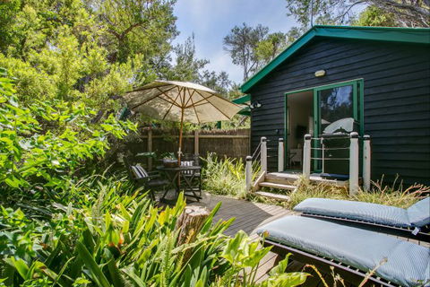Hidden Treasure At Pirates Bay - Accommodation Perth 11