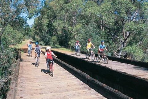 Perth Hills - Wildlife, Art & Gastronomy - Perth Resorts 1