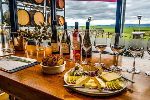 WEEKEND LOVERS Yarra Valley Wine Tour Departing From Melbourne - Weekends Only - Perth Resorts 0