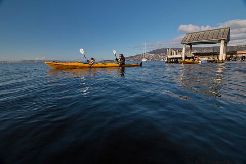 Hobart Kayak Tour - Accommodation Perth 4