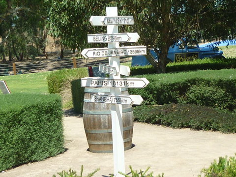 Adelaide Super Saver: Adelaide City Sightseeing Tour Plus Barossa Valley And Hahndorf Tour - Perth Resorts 4