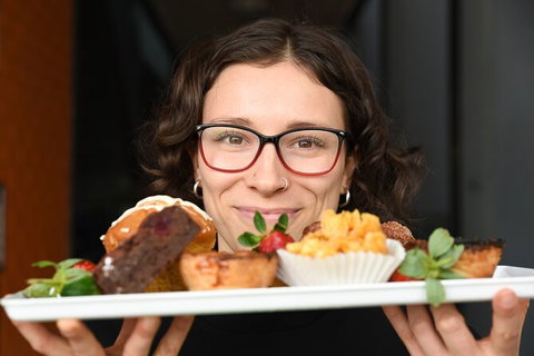 Adelaide Central Market Discovery Tour - Perth Resorts 4