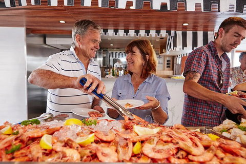 Lunch Buffet Cruise On The Gold Coast - Perth Resorts 11