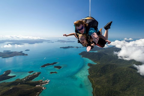 Airlie Beach Tandem Skydive - Perth Resorts 7