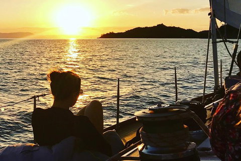 Magnetic Island Twilight Sailing Cruise - Accommodation Perth 1