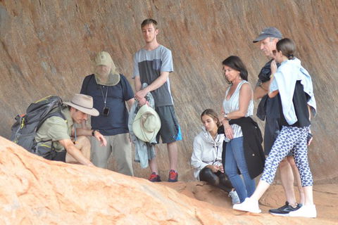 Uluru Small Group Tour Including Sunset - Accommodation Perth 8