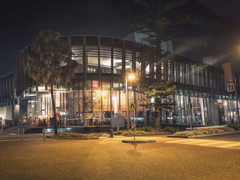 Glasshouse - Accommodation Perth 2