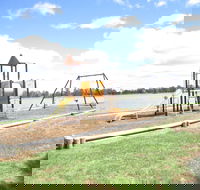 Gum Bend Lake - Accommodation Perth