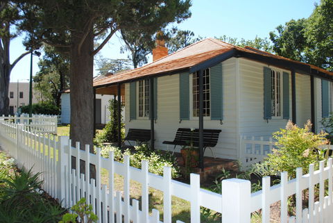 La Trobe's Cottage - Accommodation Perth 2