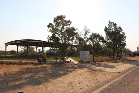 Longreach Skate Park - Perth Resorts 0