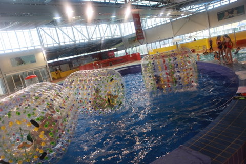 Oasis Regional Aquatic Centre - Accommodation Perth 0