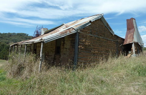 Book Keepers Cottage - Accommodation Perth 0
