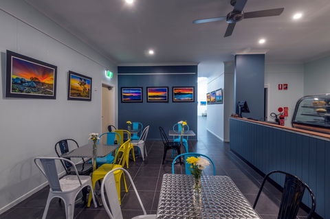 Gawura  Aboriginal Art Gallery And Cafe - Accommodation Perth 2