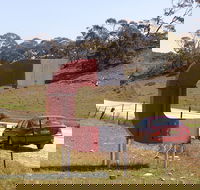 Magnetic Hill - Accommodation Perth
