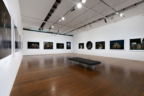 Roslyn Oxley9 Gallery - Accommodation Perth 0
