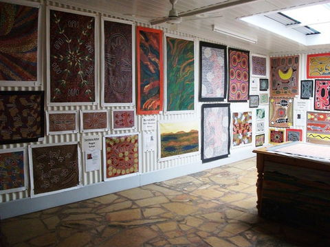 The Stockyard Gallery - Accommodation Perth 2