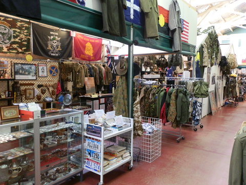 AAA Army Surplus And Collectables - Perth Resorts 0