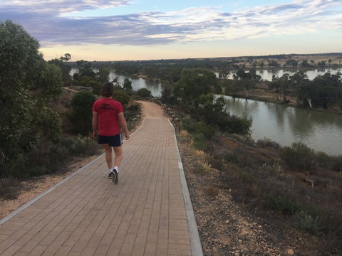 Waikerie Rotary Cliff Top Walk - Perth Resorts 0