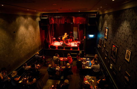 The Vanguard - Accommodation Perth 1