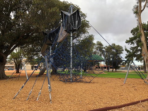 Walk In The Trees, Kadina - Accommodation Perth 1