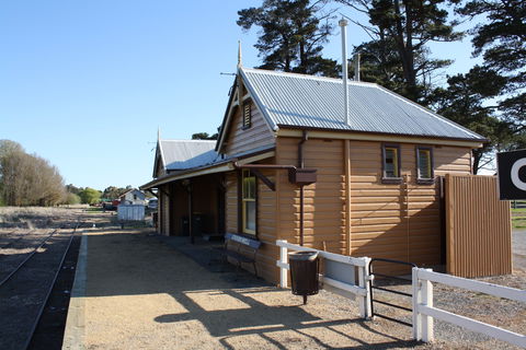 Crookwell Railway Station - Accommodation Perth 1