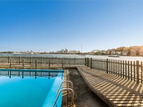 Maccallum Pool - Accommodation Perth 0