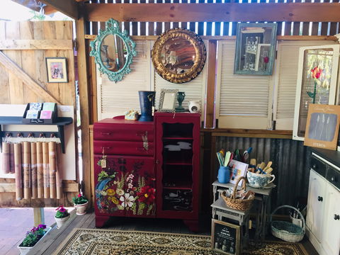 Marketta Lane - Accommodation Perth 1