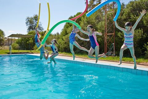 Oaklands War Memorial Swimming Pool - Accommodation Perth 0