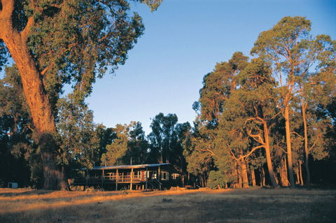 Perth Hills - Perth Resorts 1