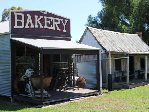 Woolpack Inn Museum - Accommodation Perth 1