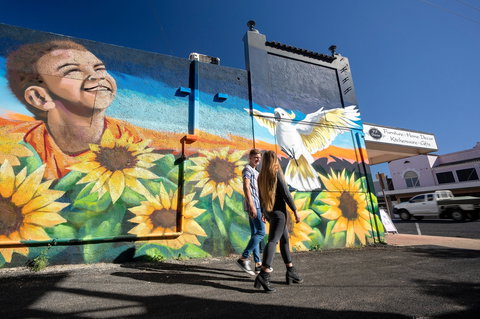 Art Trails In The Moree Plains - Perth Resorts 2